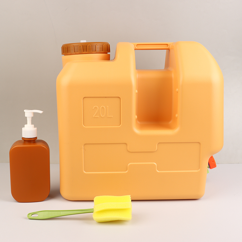 20L ポータブルキャンプ水差し栓とソープディスペンサー水タ - Outdoor Camping Water Jug のレビューと価格